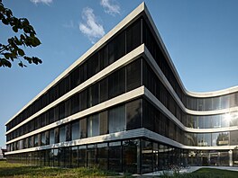 V Hradci Králové se oteve nová budova regionální centrály SOB, která se...