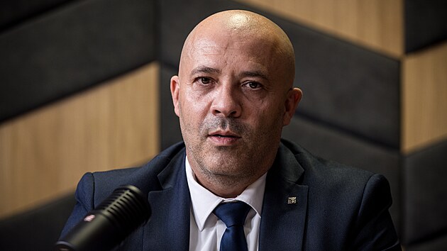 Hostem po�adu Rozst�el je Roman �ur�o, p�edseda OS KOVO.