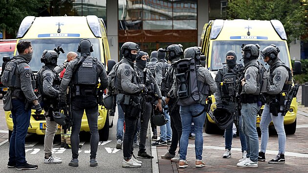 Čtvrteční střelba v Rotterdamu si vyžádala několik mrtvých, uvedla policie. (28. září 2023)