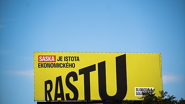 Pedvolebn billboard slovensk strany Svoboda a Solidarita (9. srpna 2023)