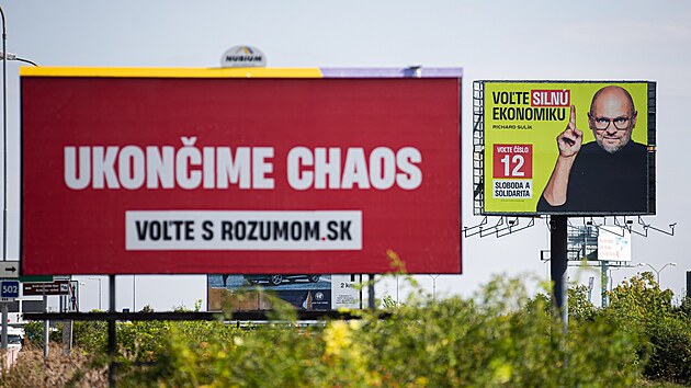 Pedvolebn billboard slovensk strany Svoboda a Solidarita (21. z 2023)