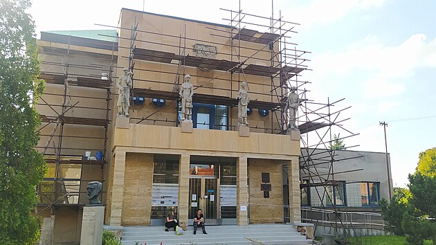 M�stsk� ��ad v Sobotce, kde vznikne nov� pobo�ka po�ty. (25. 9. 2023)