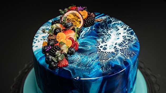 Vytvořit repliku Šárčina dortu na snímku, to byla pro finalisty MasterChefa...