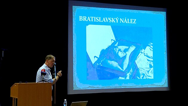 Ředitel Muzea Policie ČR Radek Galaš na čtvrteční přednášce o vraždě Otýlie Vranské. (21. září 2023)