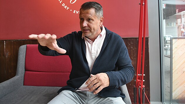 Usti'de Hokey Hakkında Topher: Ocak ayında sübvansiyon olmadan kapanıyoruz