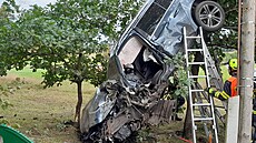 V sobotu dopoledne havarovalo auto v obci Boreček. (23. září 2023)