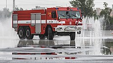 Profesionální i dobrovolní hasiči se na podporu kraje mohou spolehnout