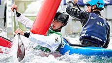 Jakub Krejí v osmifinále kayakcrossu na MS v Londýn