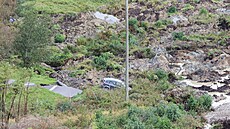 Masivní sesuv p�dy v noci zp�sobil propadliny na d�le�ité �védské dálnici E6...