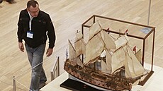 K vid�ní jsou v�rné kopie nejr�zn�j�ích plavidel s neuv��iteln� propracovanými...