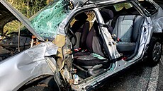 V osobním autě cestovali tři lidé, řidič nehodu nepřežil. (21. září 2023)