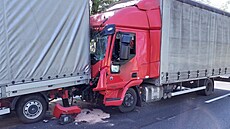 Tragická nehoda u Stradoun zablokovala na celé odpoledne silnici I/17, která...