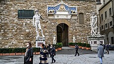 Slavné sousoí Héraklés a Kákos ped Starým palácem na námstí Piazza della...