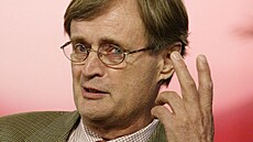 Herec David McCallum v roce 2003