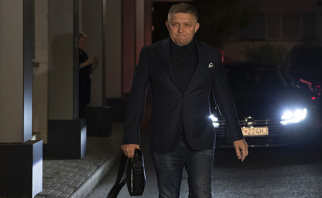 Masáž voleb a idejí. Přivedly Roberta Fica k vítězství dezinformace?