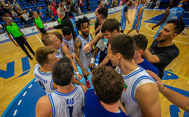 Nymburk poprvé prohrál, obrat v Praze dovršila poslední sekunda