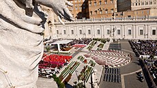 Pape Frantiek ve Vatikánu slavnostn jmenoval 21 nových kardinál. (30. záí...