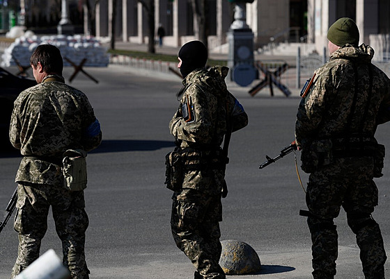 Ukrajintí vojáci v Kyjev (19. bezna 2022)