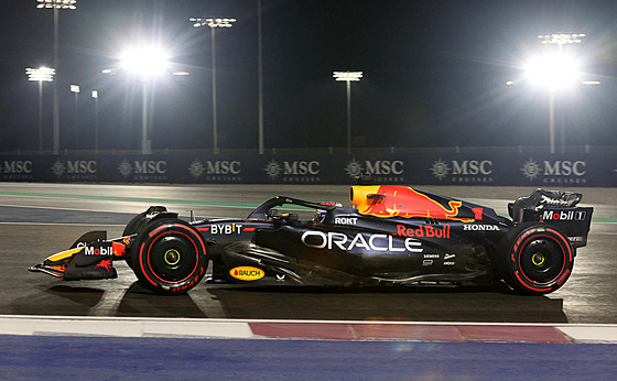 Max Verstappen z Red Bullu v kvalifikaci Velké ceny Kataru F1.