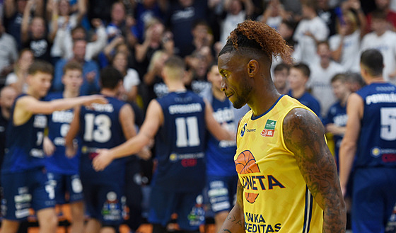 Lamb Autrey z Ústí smutní, za ním slaví D��ín.