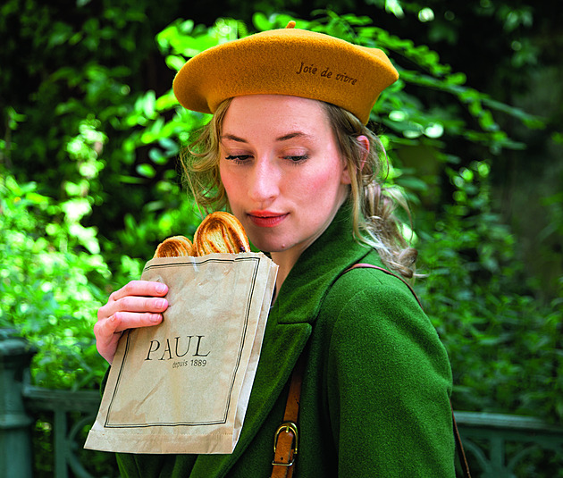 Ozdobte si podzim správnými doplňky. Od šálky přes kabelku po boty