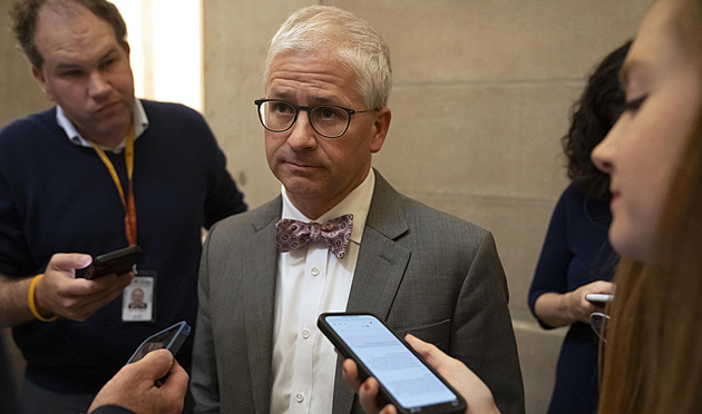 ANALÝZA: Kati v Kongresu. Když osm lidí ochromí Ameriku