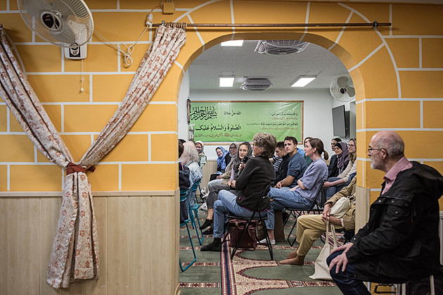 OBRAZEM: Německé mešity se přátelsky obnažily. Nabízejí prohlídky i přednášky