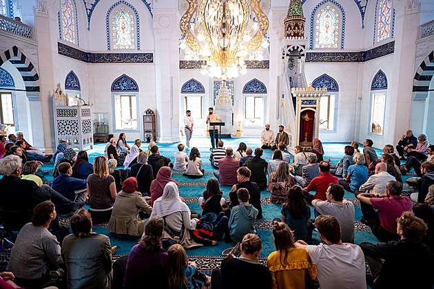 OBRAZEM: Německé mešity se přátelsky obnažily. Nabízejí prohlídky i přednášky