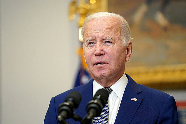 Biden vyzval Izrael k třídenní pauze v bojích. S premiérem mluvil i o rukojmích