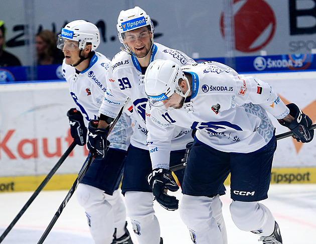 Holešinský je zpět na ledě. Pardubice budou výzva, tuší před restartem extraligy