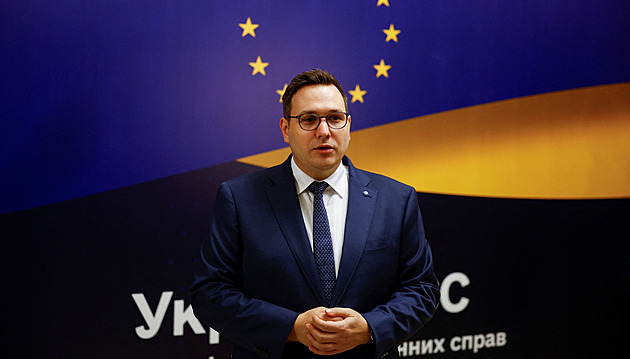 Lipavský je v Kyjevě. Ministři zahraničí EU poprvé všichni jednají v cizině