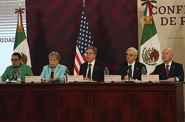 Migrace, fentanyl, zbraně. Americko-mexické vztahy to nemusí ustát