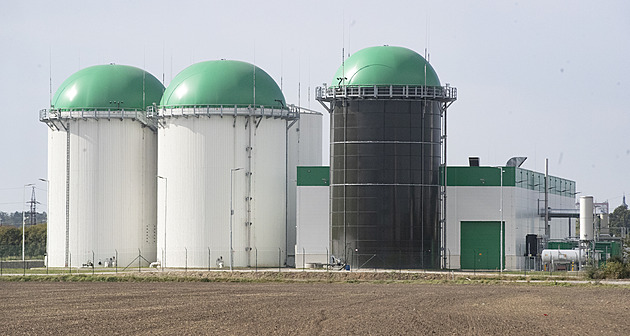 Boleslav spustila nejmodernější bioplynku v zemi, CNG ze slupek pohání autobusy