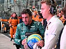 Vyerpaný Fernando Alonso bhem závodu v Kataru hlásil, e má pocit, jako by mu...