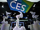 Roboti firmy Doosan na veletrhu CES v Las Vegas (6. ledna 2022)