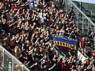 Sparantí fanouci na stadionu Betisu Sevilla bhem utkání Evropské ligy.