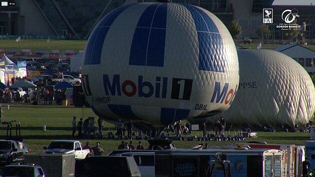 Plnn plynovch balon ped startem Pohru Gordona Bennetta 2023 v americkm Albuquerque