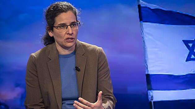 Hostem poadu Rozstel je Irena Kalhousov, analytika a editelka Herzlova centra izraelskch studi UK.