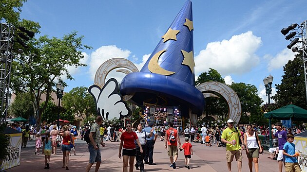 Probudit v d�tech fantazii, anebo nen�vist k front�m?