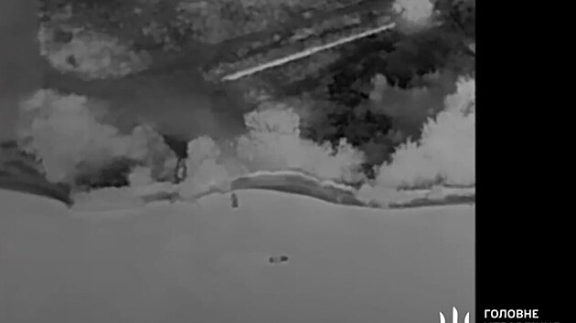Ukrajinsk vojensk rozvdka zveejnila video prniku ukrajinskch specilnch jednotek na Rusy okupovan Krym. (4. jna 2023)