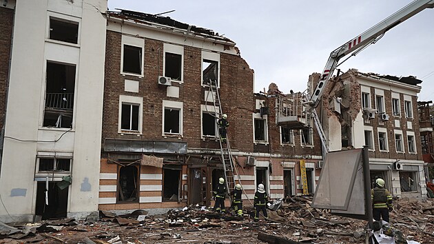 Následky ruského útoku na Charkov (6. íjna 2023)