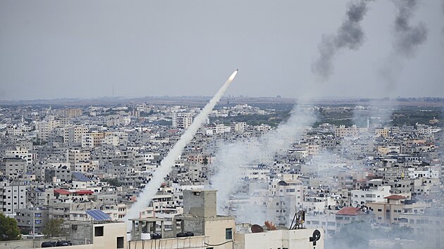 Hams vpadl do Izraele. Do zem pijela komanda, to rakety. (7. jna 2023)