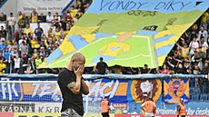 Fotbalové Teplice se ped utkáním proti Slavii rozlouily s Tomáem Vondrákem.