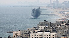 Izraelská armáda pokrauje v útocích na cíle radikálního hnutí Hamás v Pásmu...