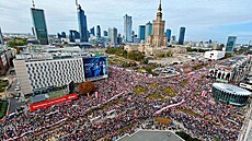 Protivládní demonstrace v Polsku, dva týdny ped volbami se jí zúastnily...