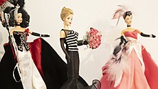 Výroní panenka Barbie vyrobená v roce 1999.