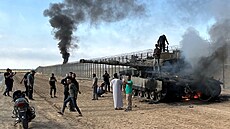 Hamás vpadl do Izraele. Do zem� p�ijela komanda, úto�í i raketami. (7. �íjna...