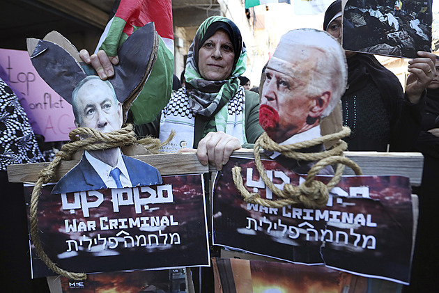 Hořící Biden s oprátkou. Blízký východ zachvátily protiizraelské protesty
