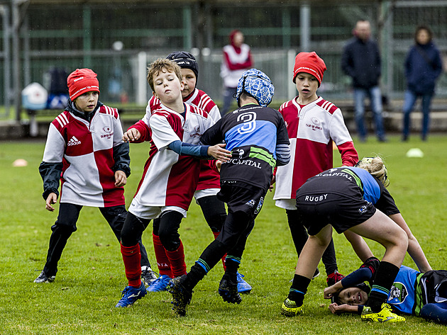 Ze života mizí osobní kontakt, hodnotí dnešní děti jejich ragbyový trenér