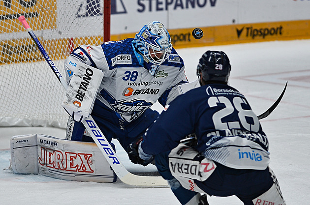 Furch na odchodu? Kometa se hned ozvala. Nepřípustné, zlobil se Zábranský